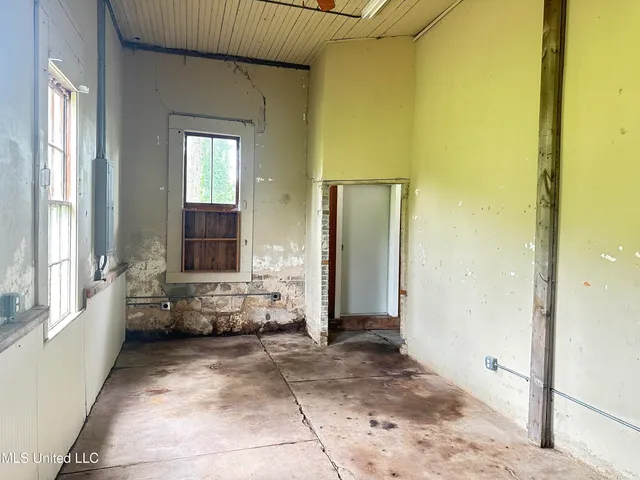 $35,900 | 104 Railroad Lane, Pinola, MS 39149