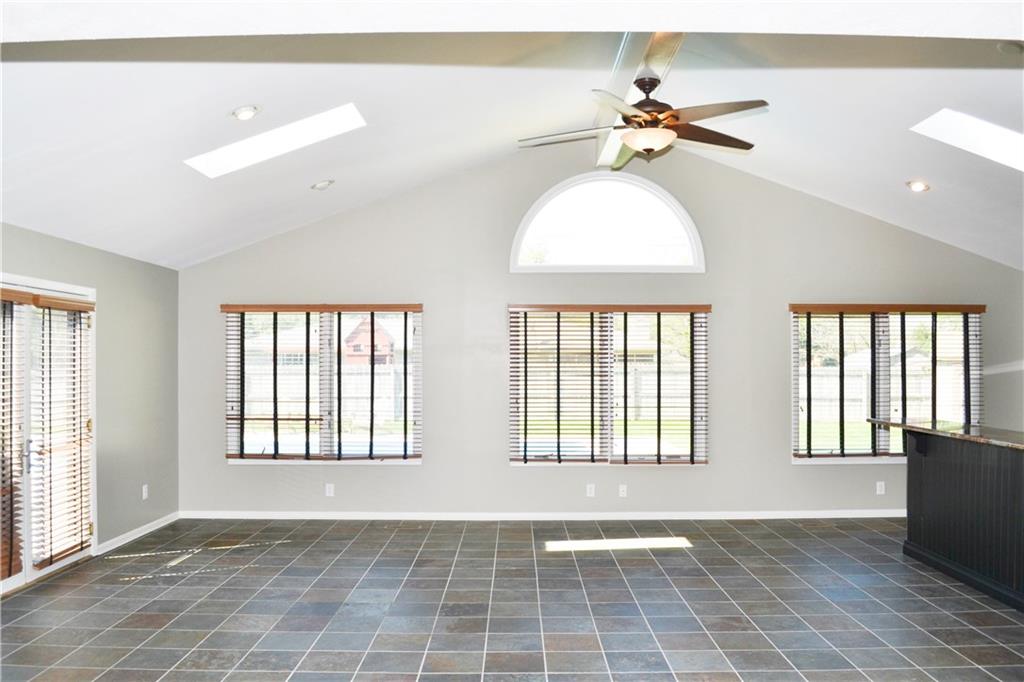 6352 Breamore Road Indianapolis, IN 46220 - Photo 3 of 23