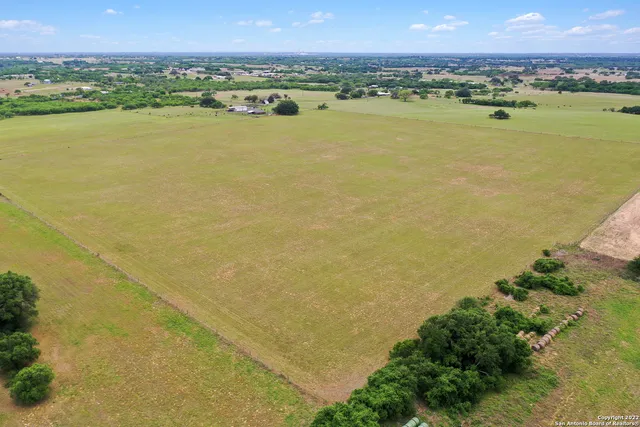 $1,200,000 | 13857 Highway 87, Adkins, TX 78101