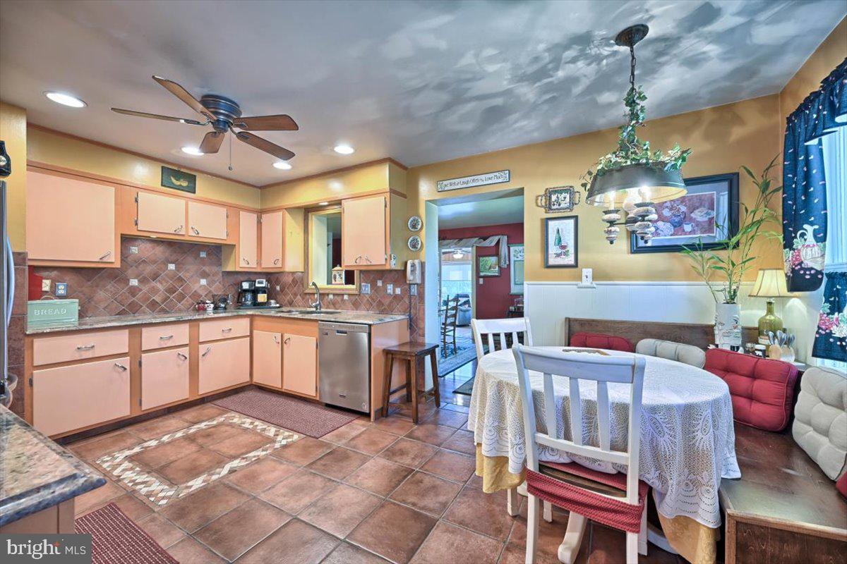 215 Orchard Road New Cumberland, PA 17070 - Photo 12 of 42 Gallery Image 12