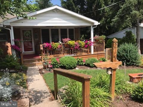 215 Orchard Road New Cumberland, PA 17070 - Photo 40 of 42 Summer photo
