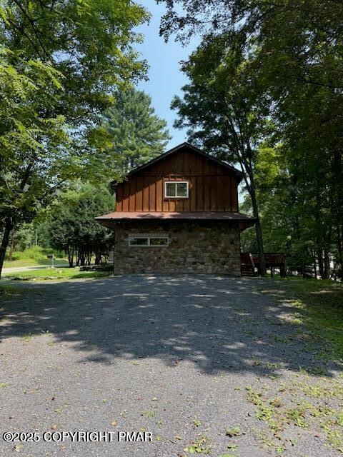 130 Donaldson Road Cresco, PA 18326 - Photo 4 of 17 Parking area