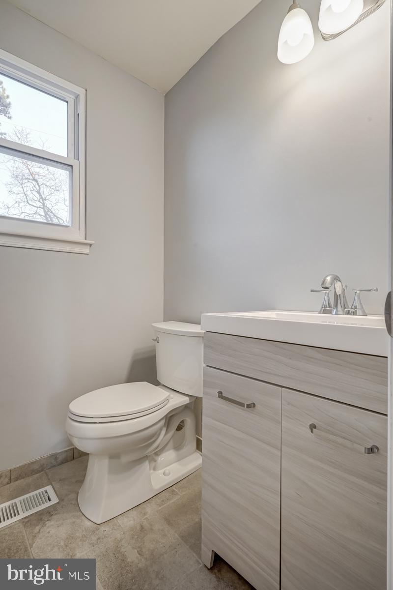 32 Sunset Drive Clementon, NJ 08021 - Photo 9 of 32 Gallery Image 9