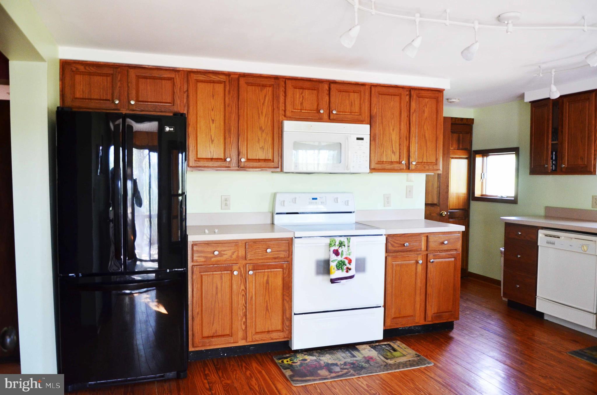 6137 Caledon Road King George, VA 22485 - Photo 30 of 45 Kitchen