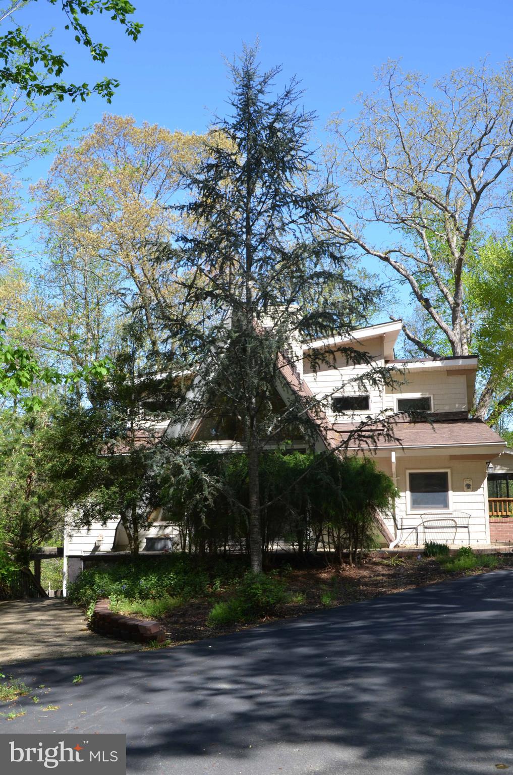 6137 Caledon Road King George, VA 22485 - Photo 4 of 45 Front