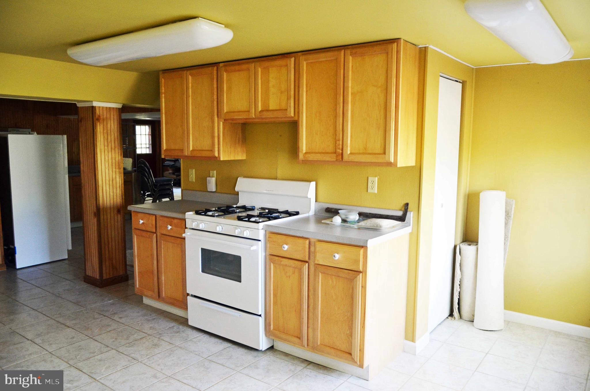 6137 Caledon Road King George, VA 22485 - Photo 40 of 45 Basement Kitchenette