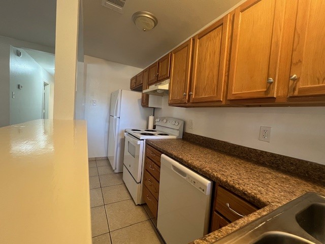 4721 9th Street, Unit A Bacliff, TX 77518 - Photo 8 of 27 a utility room with dryer and washer