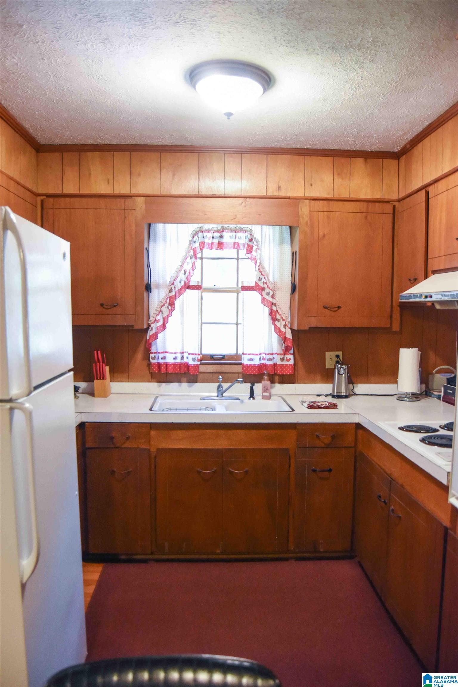 309 Valley Road Weaver, AL 36277 - Photo 17 of 62