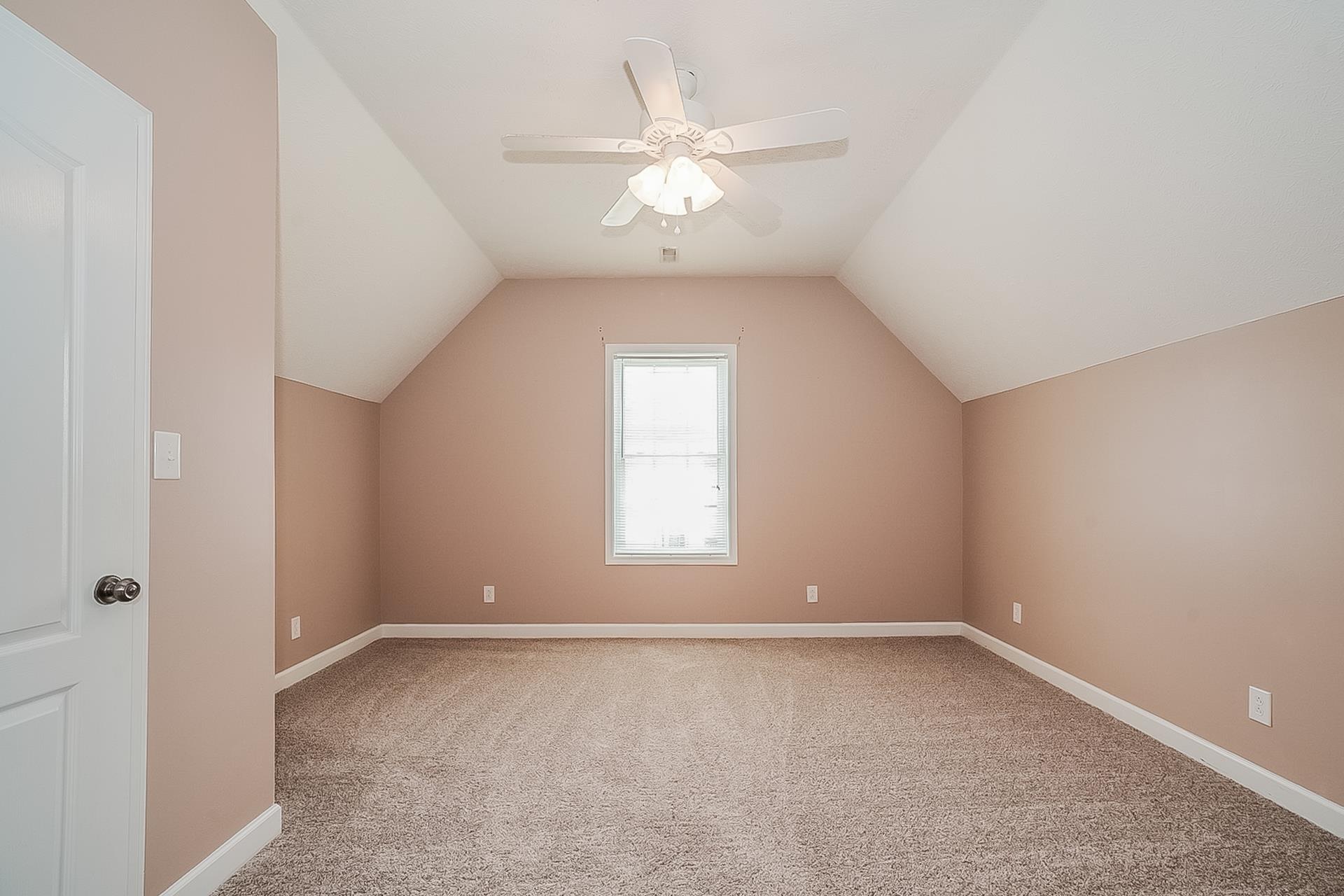 922 South Ridge Trail Clarksville, TN 37043 - Photo 15 of 25 Gallery Image 15