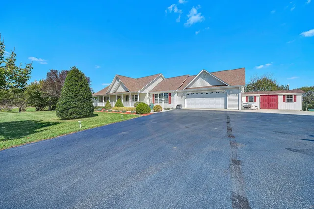 $639,900 | 1850 Emmaus Church Road, Moneta, VA 24121