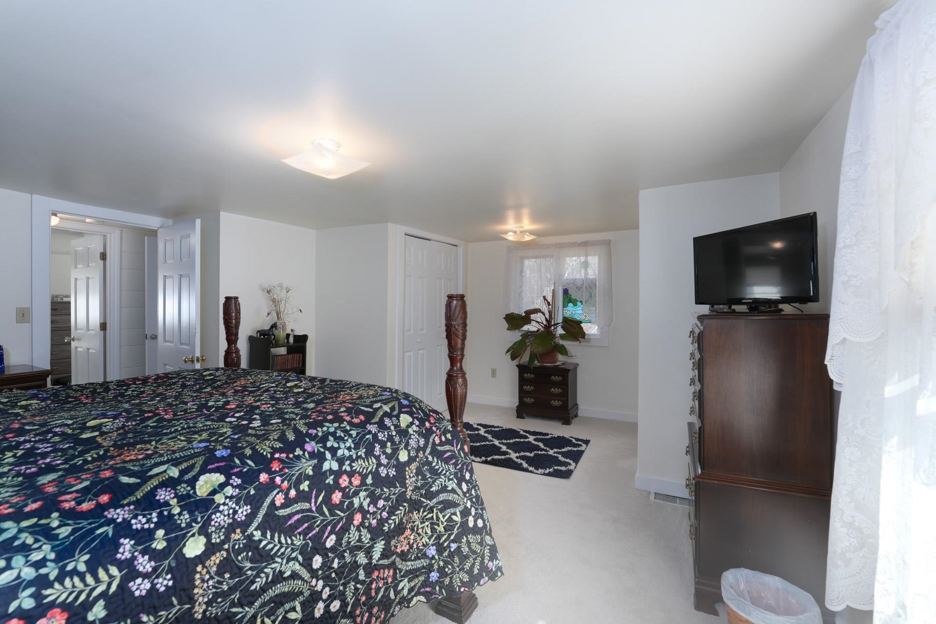 5 Lapointe Street Winooski, VT 05404 - Photo 23 of 40