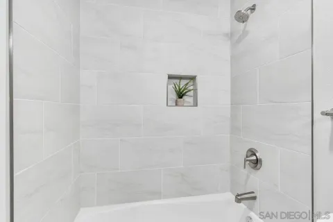 $499,000 | 8644 Via Mallorca, Unit F, La Jolla, CA 92037