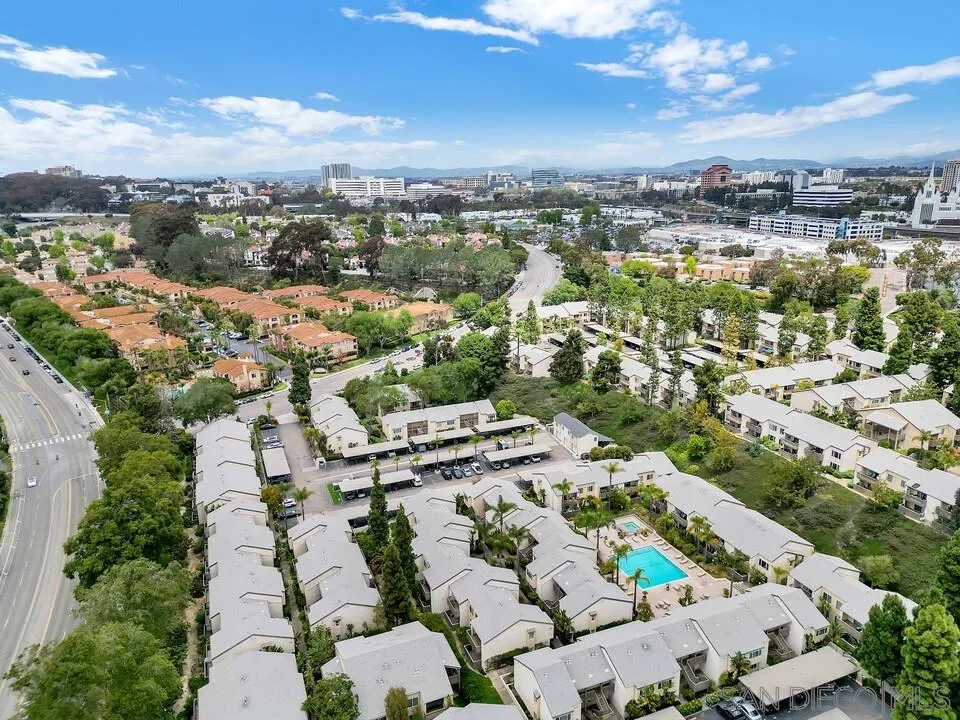 8644 Via Mallorca, Unit F La Jolla, CA 92037 - Photo 33 of 34 a view of a city