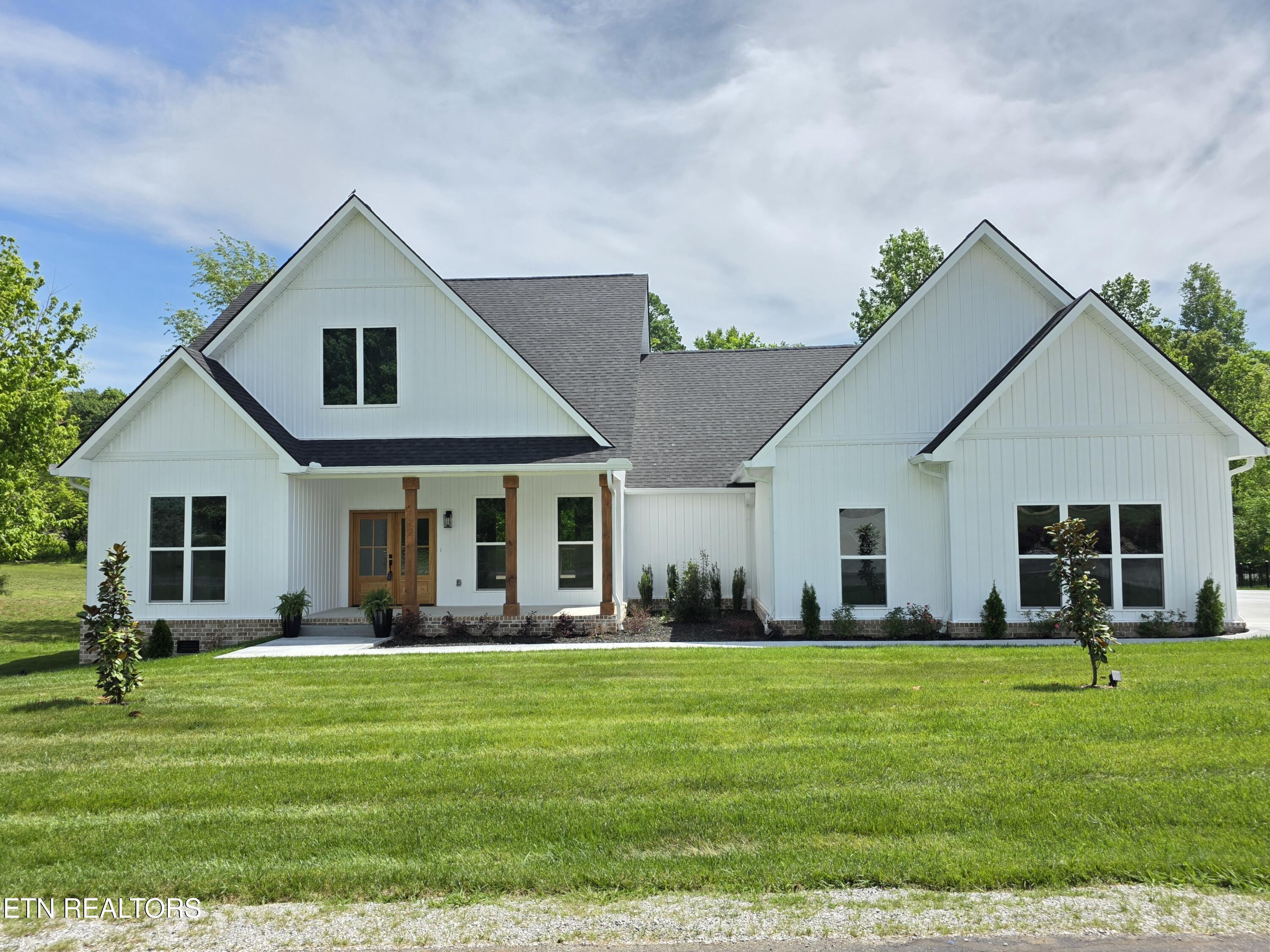 122 Walelu Trail Vonore, TN 37885 - Photo 1 of 57 One Level Living