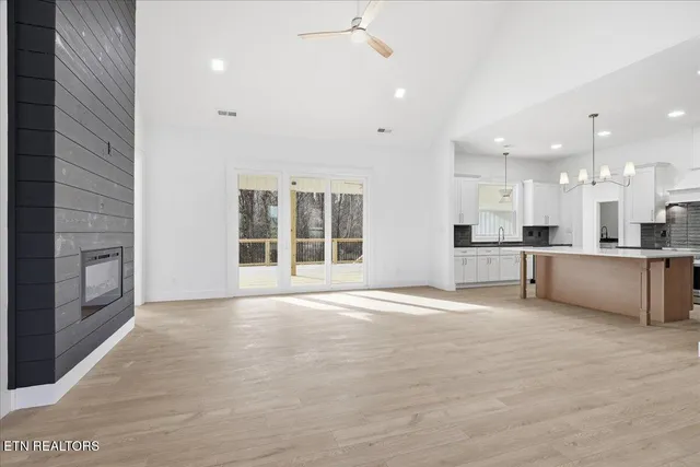 $829,000 | 122 Walelu Trail, Vonore, TN 37885