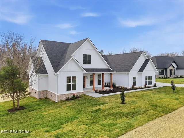 $829,000 | 122 Walelu Trail, Vonore, TN 37885