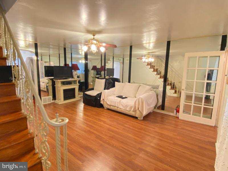 8337 Temple Road Philadelphia, PA 19150 - Photo 12 of 31 Gallery Image 12