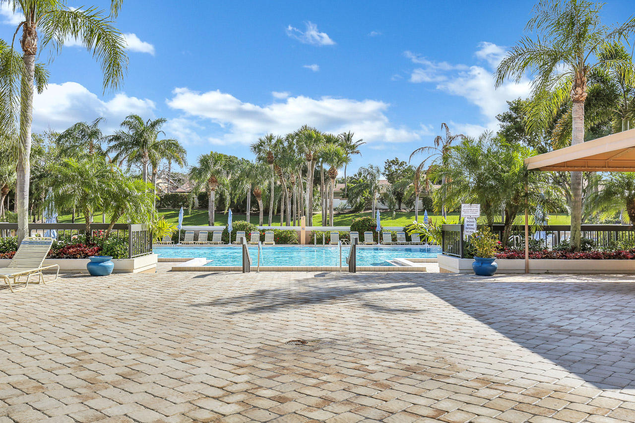 118 Ridge Road Jupiter, FL 33477 - Photo 23 of 29 118 Ridge Rd Jupiter FL 33477-print-022-