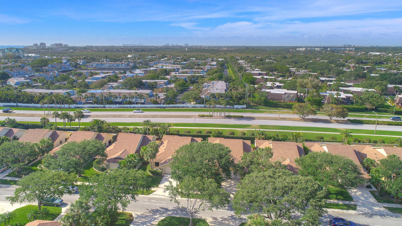 118 Ridge Road Jupiter, FL 33477 - Photo 27 of 29 118 Ridge Rd Jupiter FL 33477-print-026-