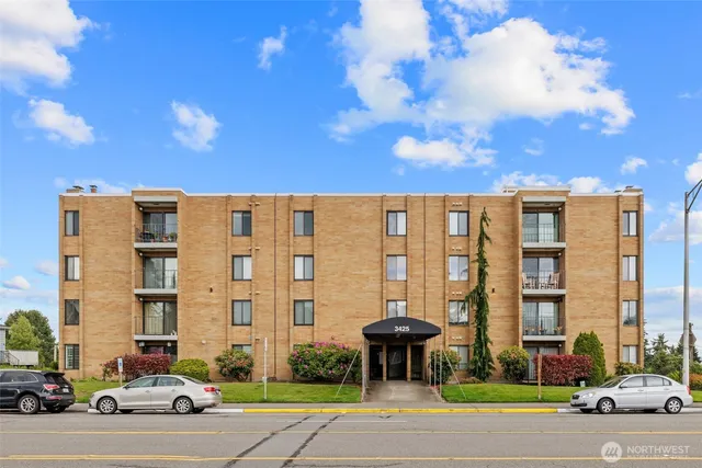 $245,000 | 3425 Colby Avenue, Unit 502, Everett, WA 98201