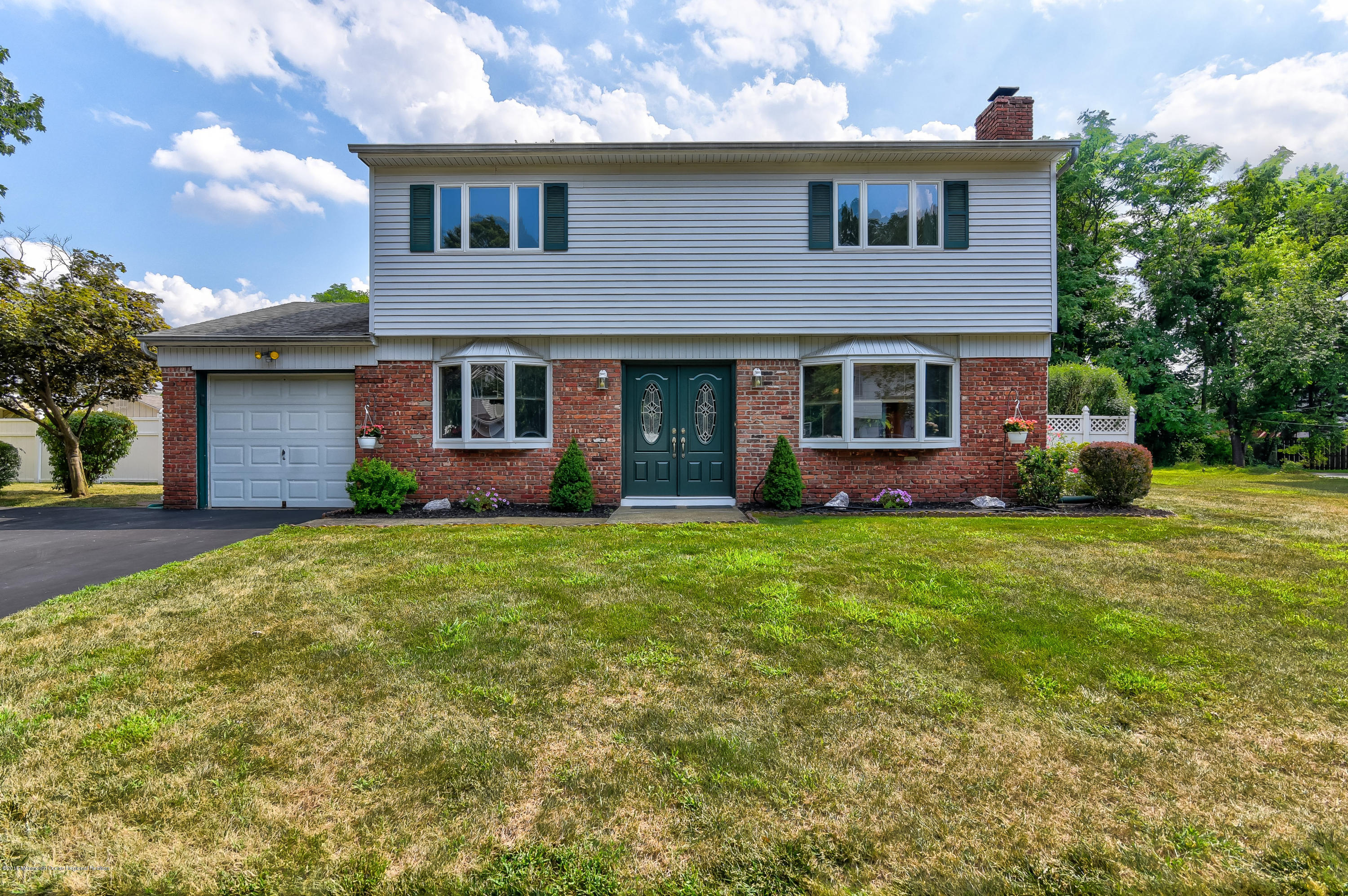 20 Minuteman Road Hazlet, NJ 07730 - Photo 1 of 23 001_Front View
