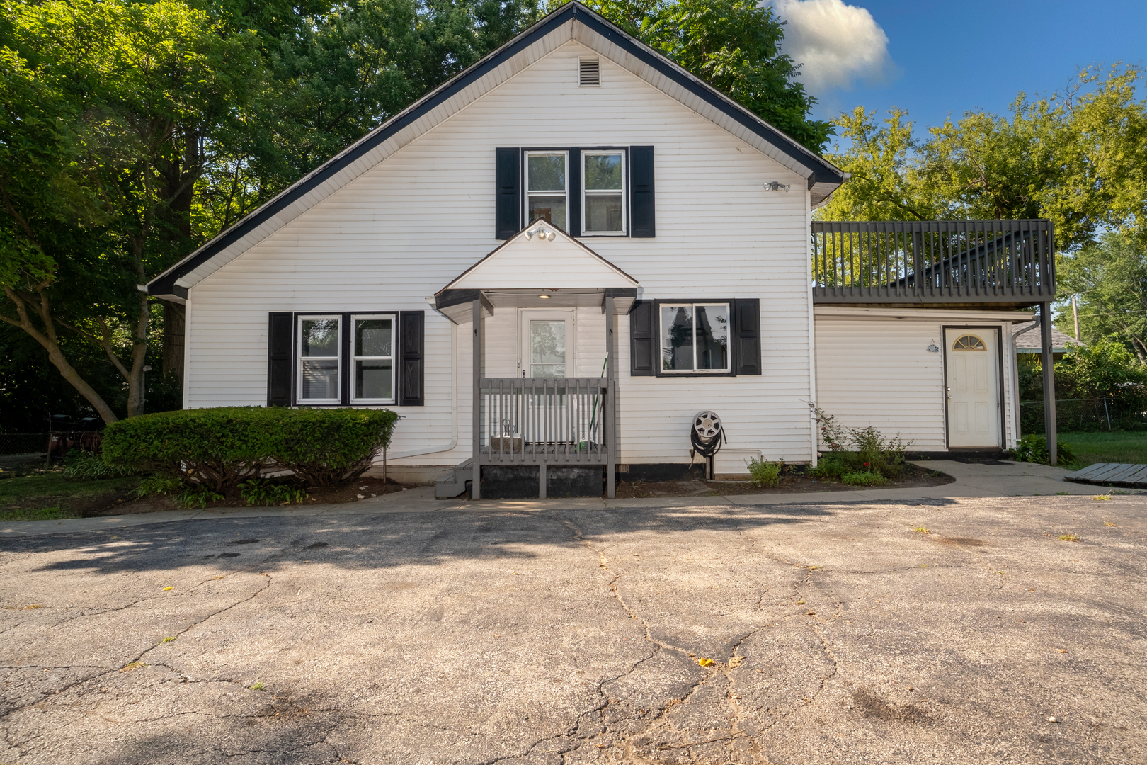 37902 North West Street Spring Grove, IL 60081 - Photo 2 of 26 a front view of a house with a yard
