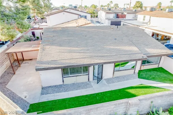 $1,779 | 4386 Caliente Street, Las Vegas, NV 89119