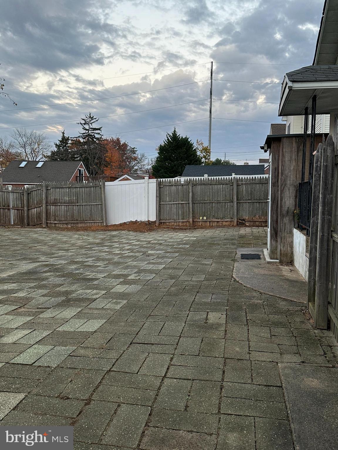 223 West Evesham Road Runnemede, NJ 08078 - Photo 4 of 19