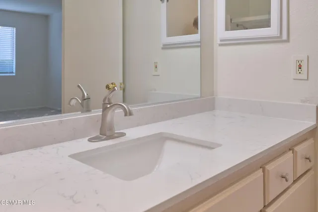 $3,200 | 150 East Los Angeles Avenue, Unit 403, Moorpark, CA 93021