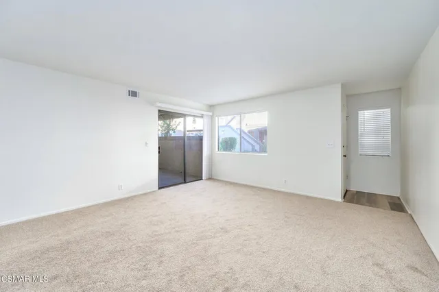 $3,200 | 150 East Los Angeles Avenue, Unit 403, Moorpark, CA 93021