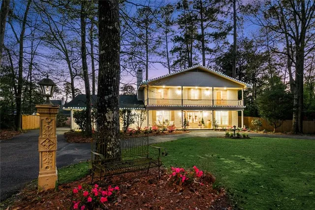 $575,000 | 163 Tchefuncte Drive, Covington, LA 70433