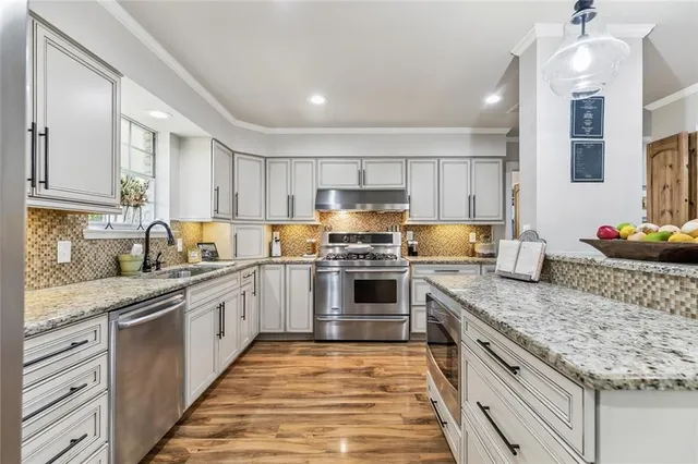 $575,000 | 163 Tchefuncte Drive, Covington, LA 70433