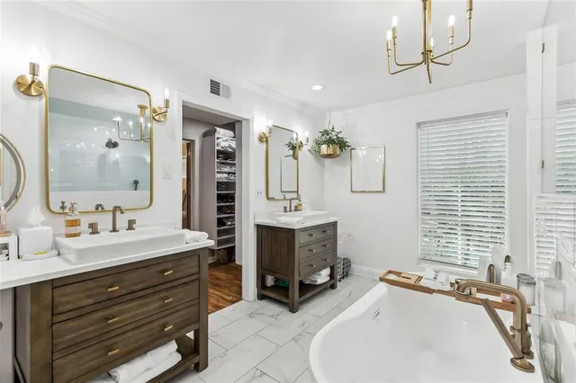 $575,000 | 163 Tchefuncte Drive, Covington, LA 70433