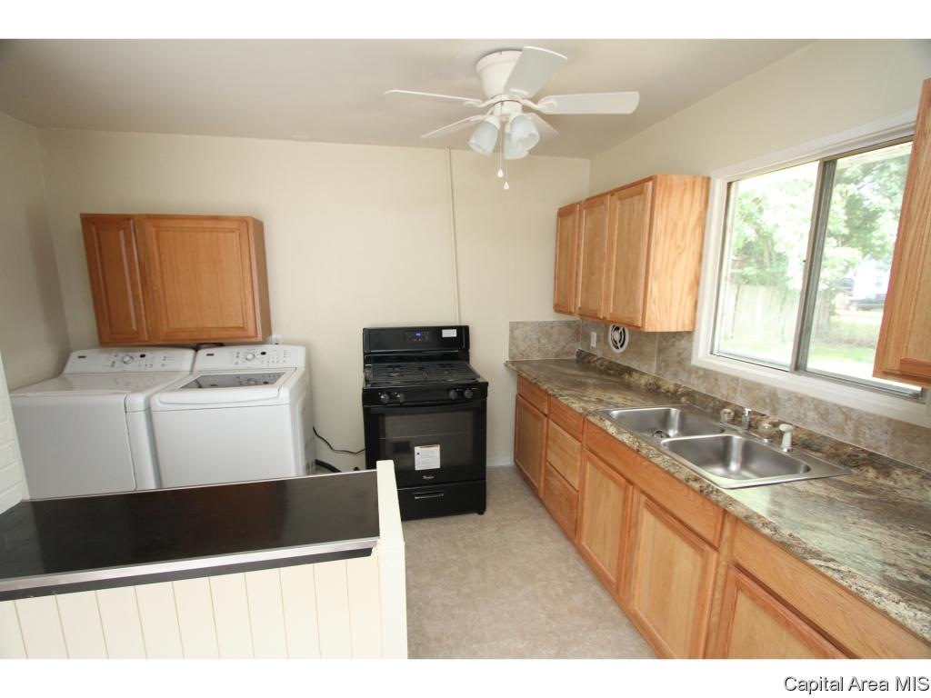 1222 North New Street Springfield, IL 62702 - Photo 12 of 24
