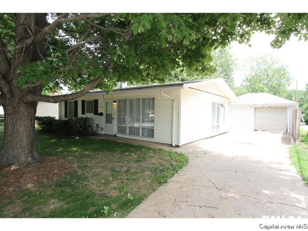 1222 North New Street Springfield, IL 62702 - Photo 3 of 24