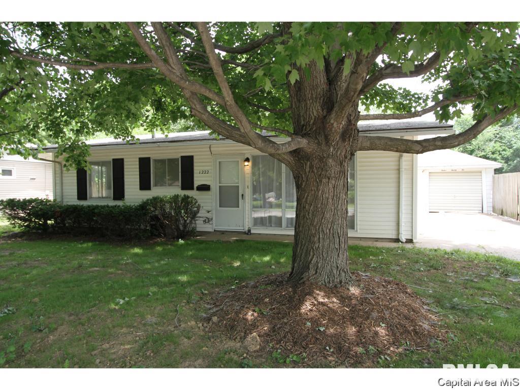 1222 North New Street Springfield, IL 62702 - Photo 4 of 24