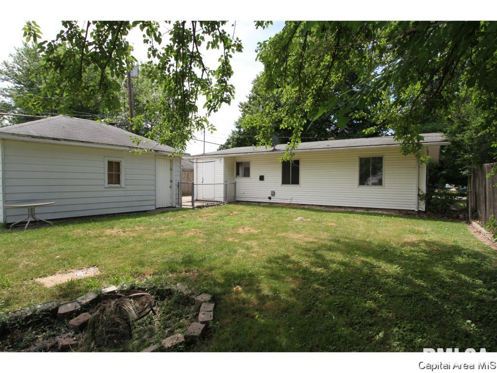 1222 North New Street Springfield, IL 62702 - Photo 6 of 24