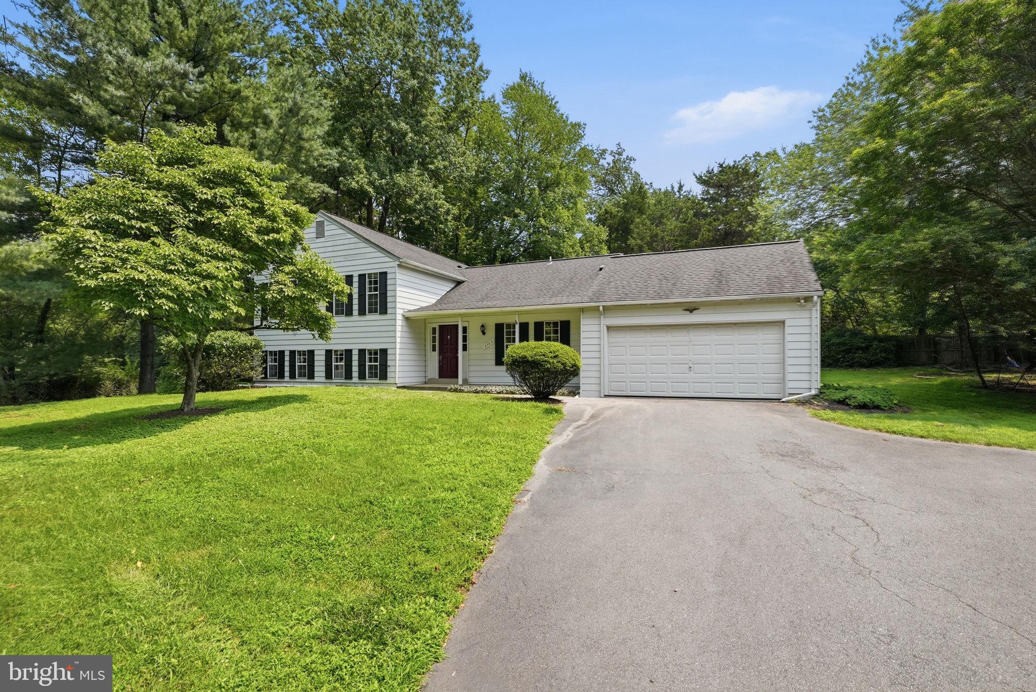 3103 Honda Road Oakton, VA 22124 - Photo 2 of 10