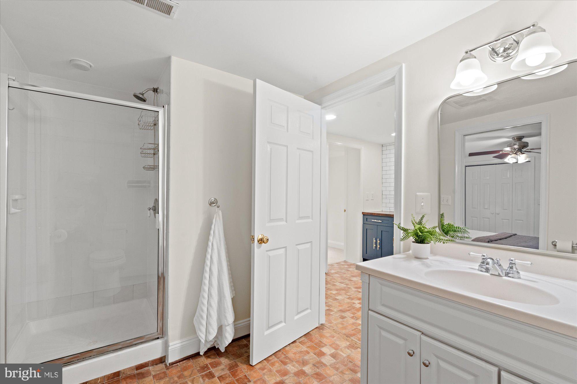 301 Columbia Road Alexandria, VA 22302 - Photo 64 of 82