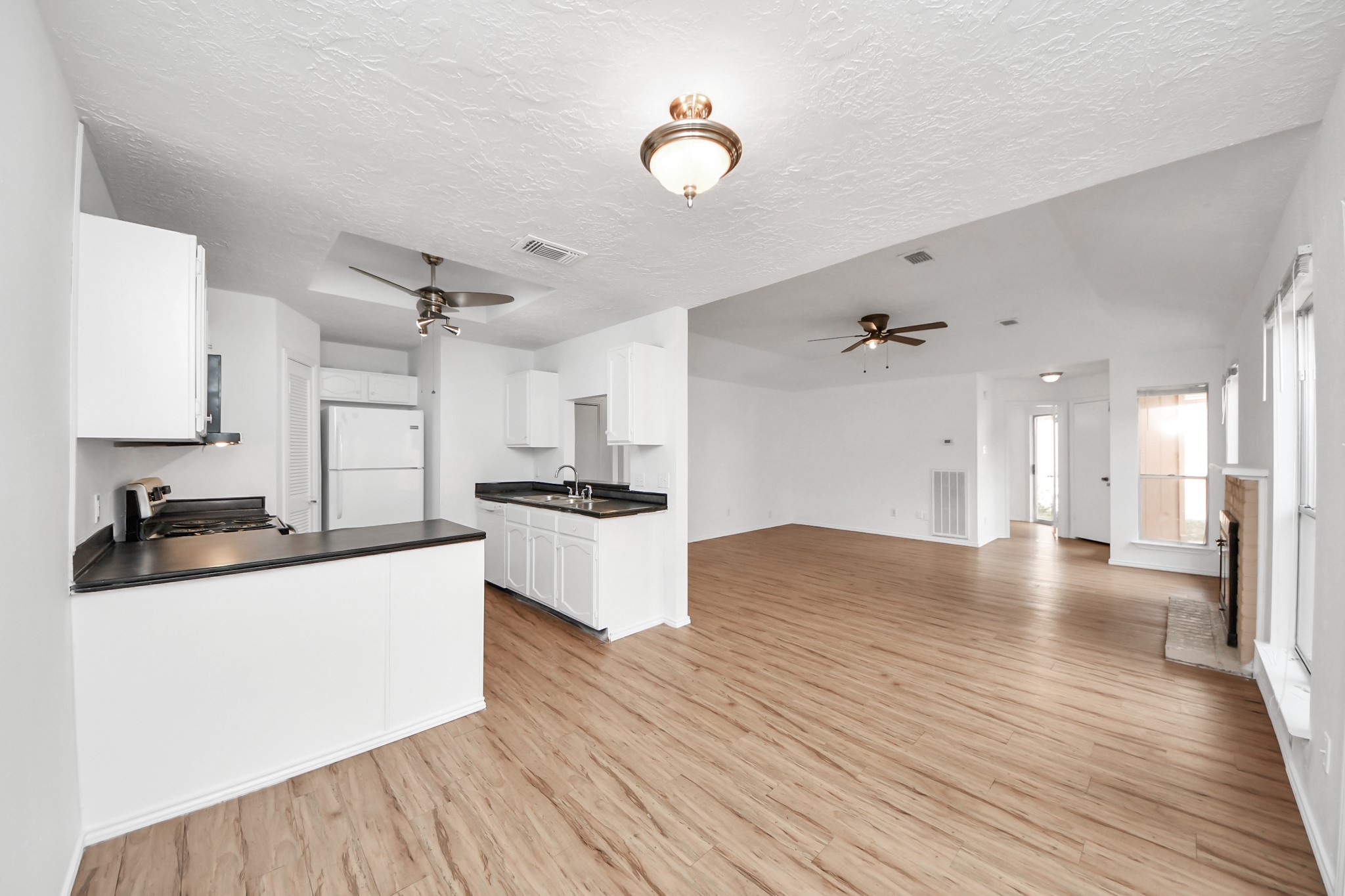 17003 Amidon Drive Spring, TX 77379 - Photo 6 of 20