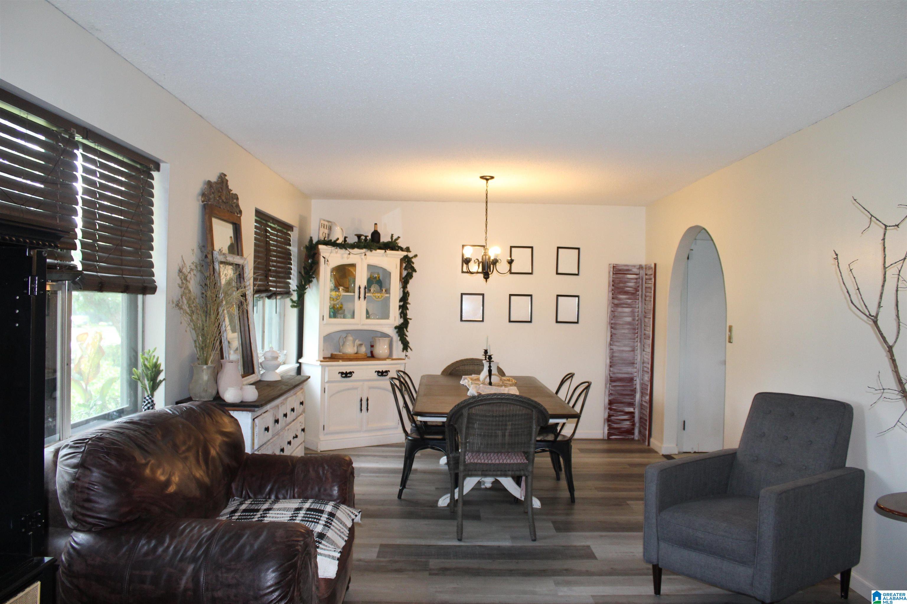 1014 7th Avenue Southwest Alabaster, AL 35007 - Photo 2 of 20