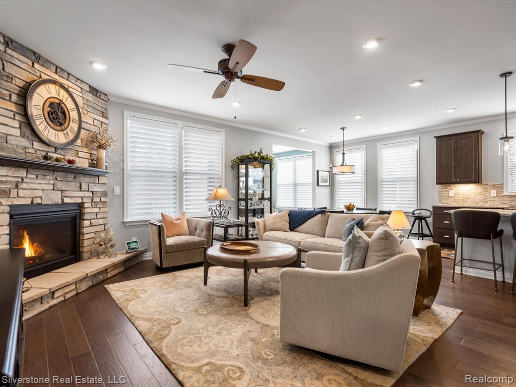 4731 Bingham Road Dearborn, MI 48126 - Photo 2 of 38 Gallery Image 2