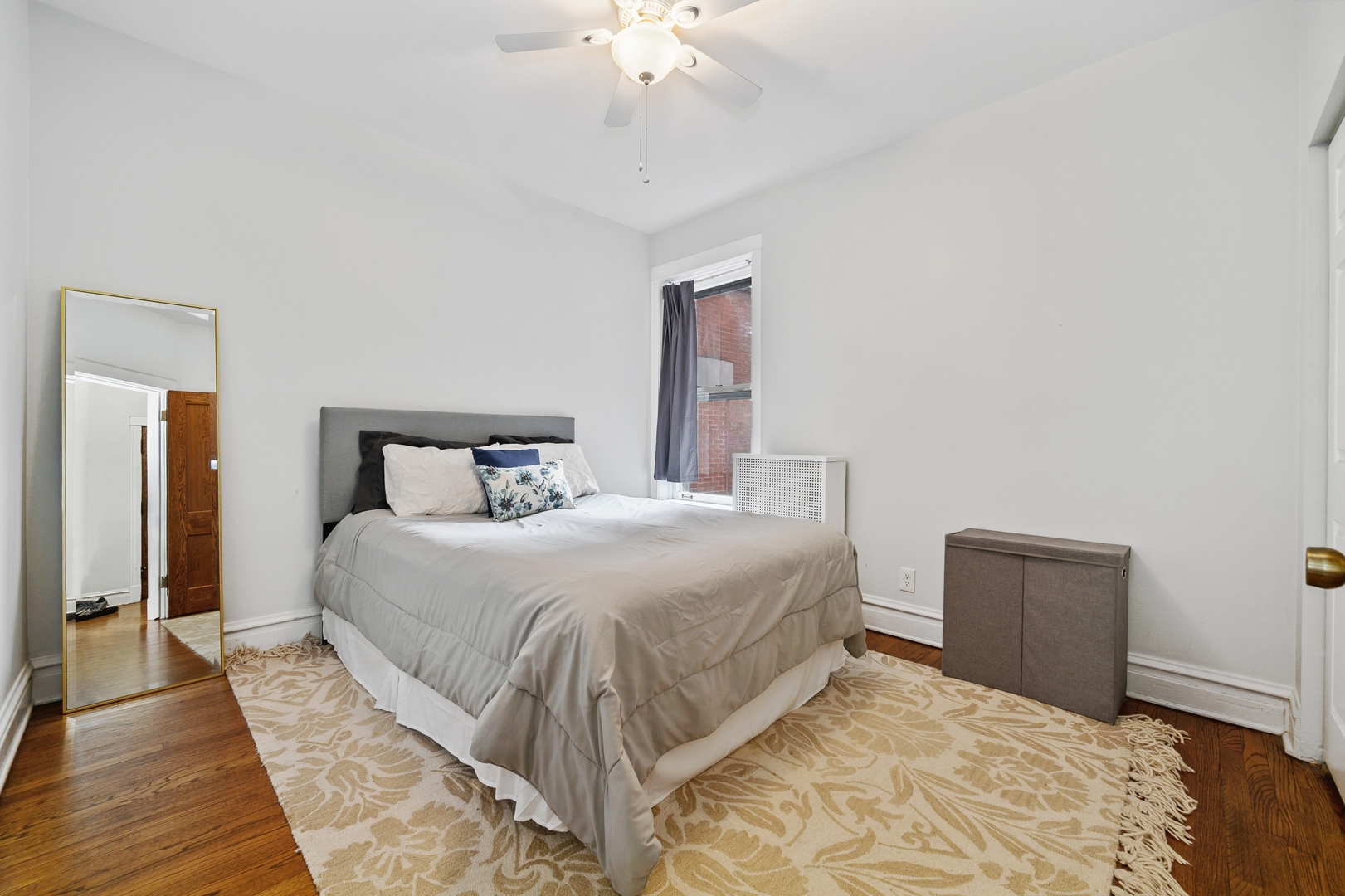 445 West Surf Street, Unit 2 Chicago, IL 60614 - Photo 11 of 15