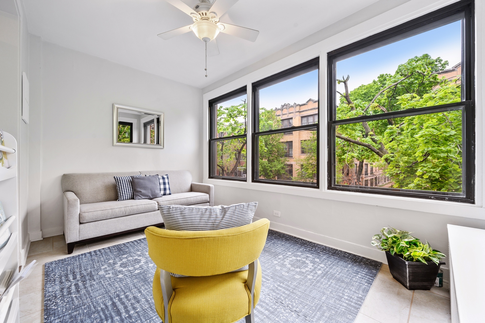 445 West Surf Street, Unit 2 Chicago, IL 60614 - Photo 4 of 15