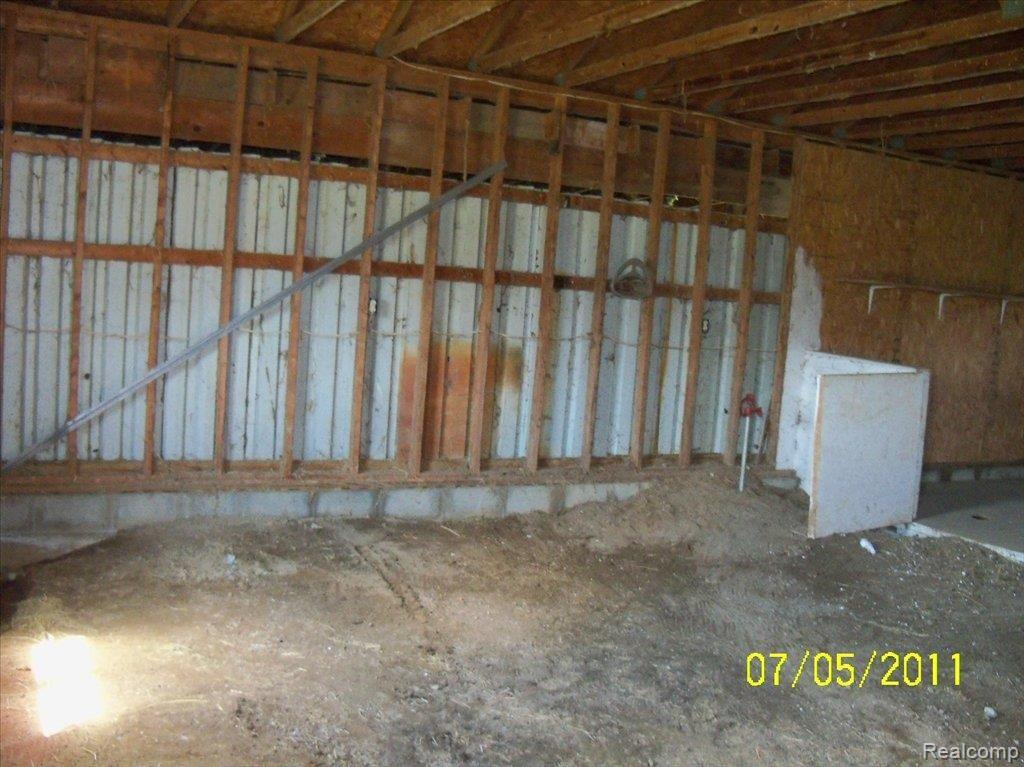 4200 North Nicholson Road Fowlerville, MI 48836 - Photo 9 of 11 100_6963