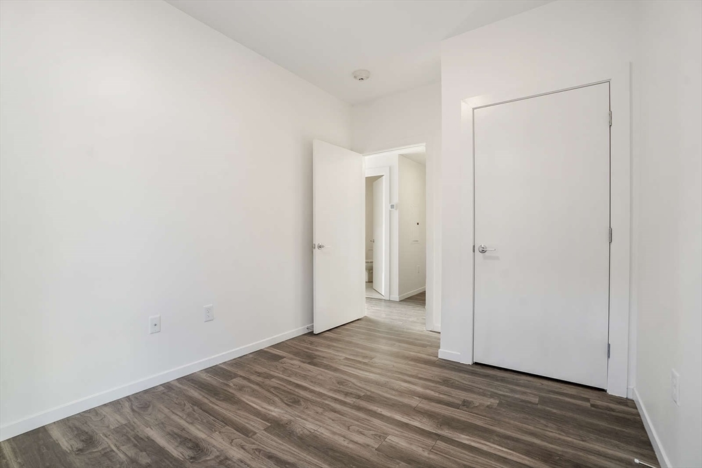 839 Beacon Street, Unit 406 Boston, MA 02215 - Photo 22 of 29