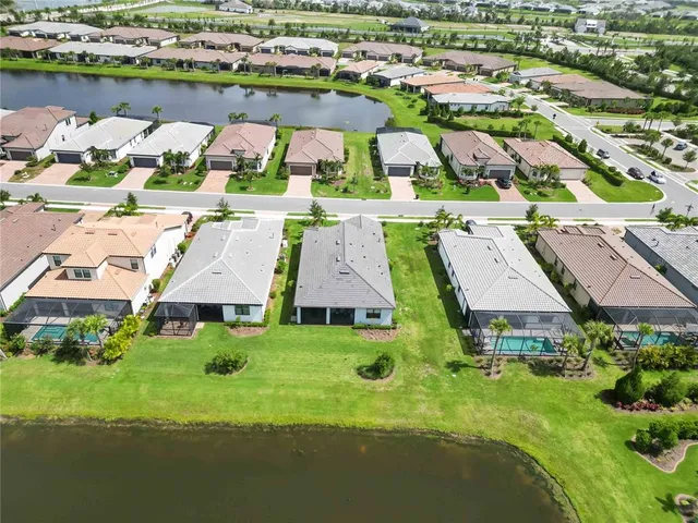 $699,000 | 7758 Summerland Cove, Bradenton, FL 34202