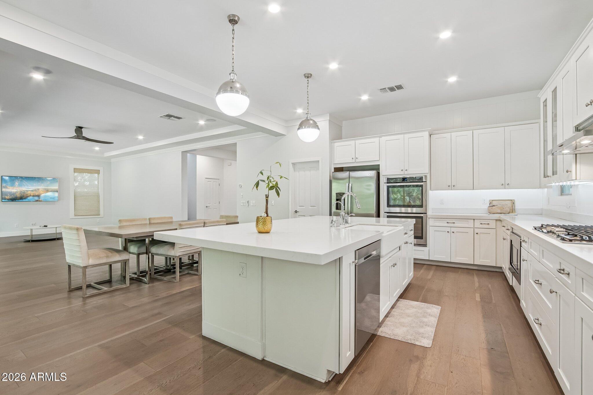 2968 East Appaloosa Road Gilbert, AZ 85296 - Photo 16 of 82 16-web-or-mls-E Appaloosa Rd-S1108-016