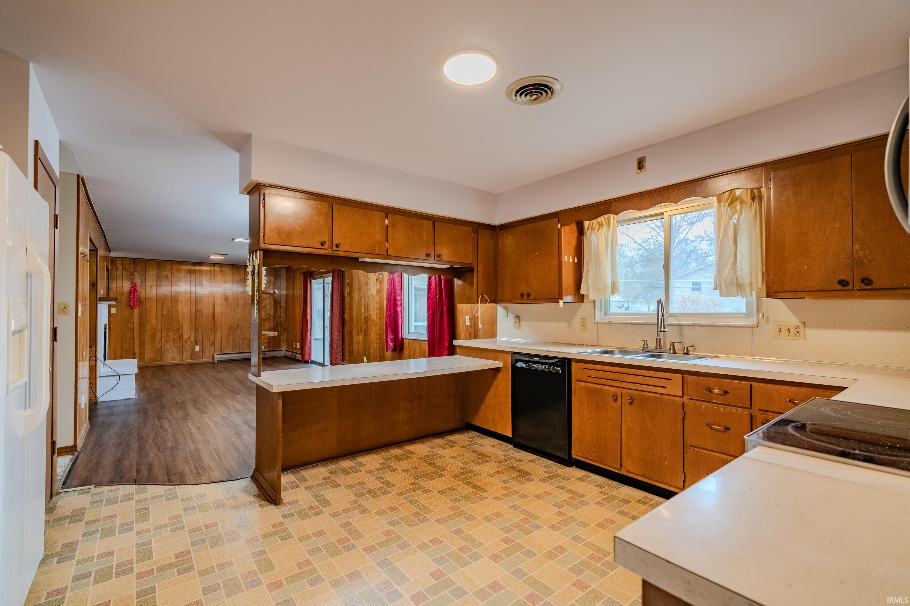 4550 Trier Road Fort Wayne, IN 46815 - Photo 12 of 30