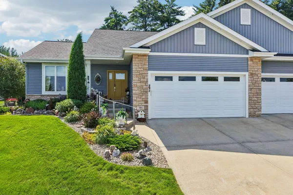 $524,900 | 791 Country View Lane, Lake Mills, WI 53551
